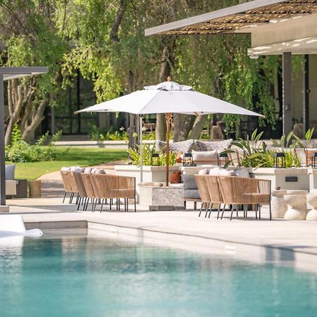 Mokuti Etosha Lodge Namutoni Eksteriør bilde