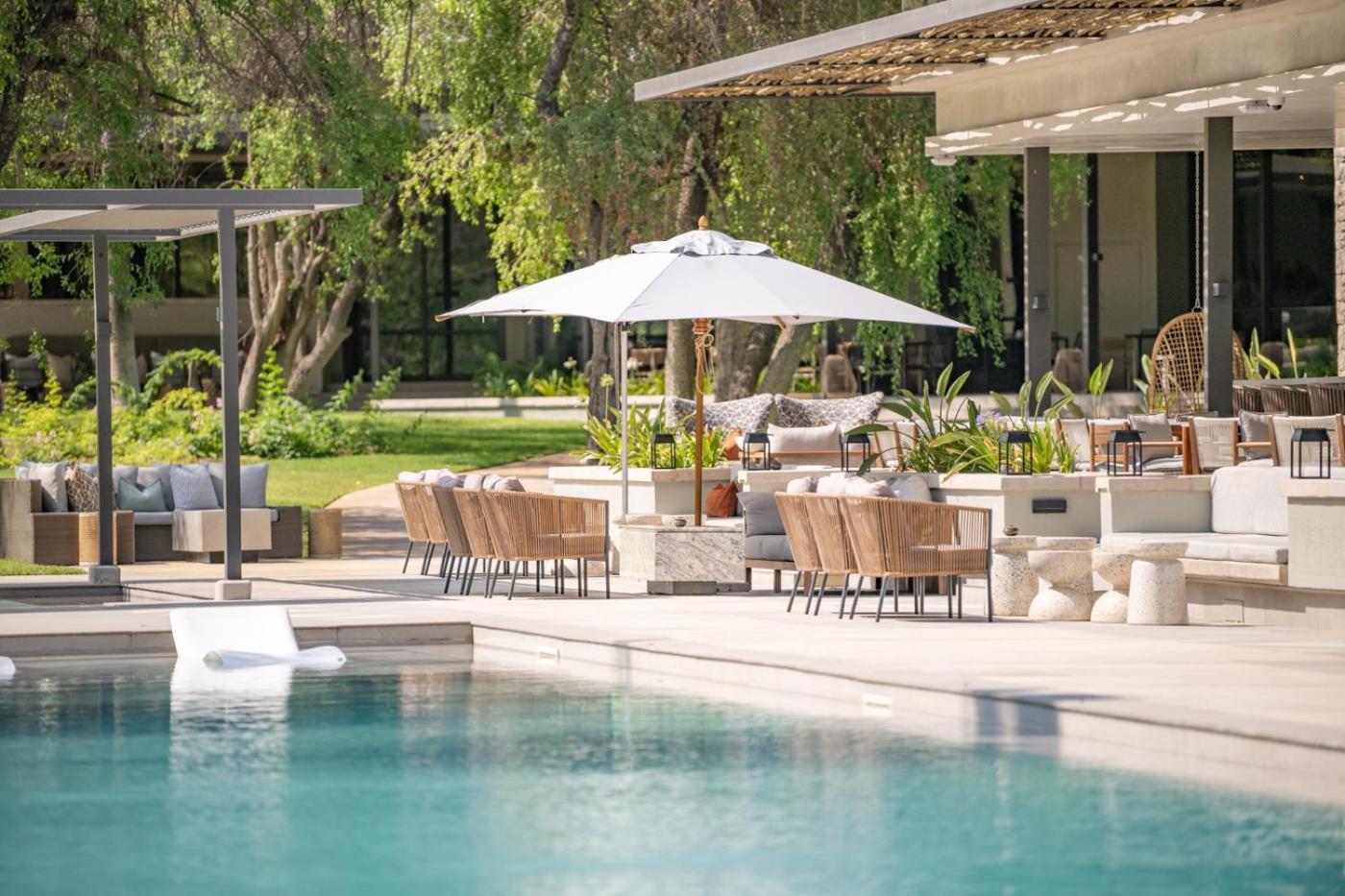 Mokuti Etosha Lodge Namutoni Eksteriør bilde